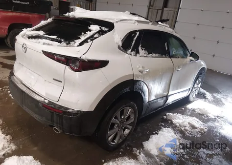 2022 Mazda Cx-30 Preferred z USA, uszkodzony, nr VIN 3MVDMBCL2NM403309